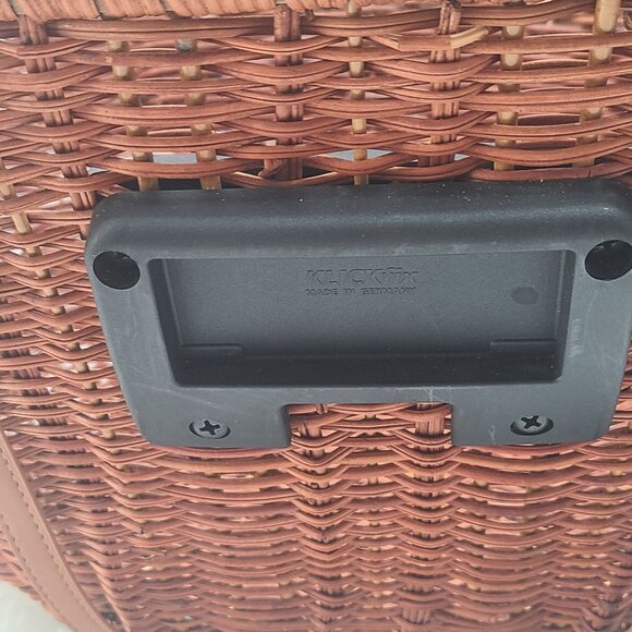 Pet Cruiser Wicker Cruiser™ Pet Bicycle Basket - Picture 9 of 12